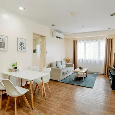 Spacious 2Br At Soma Bgc Near Sm Aura And Bonifacio High Street
