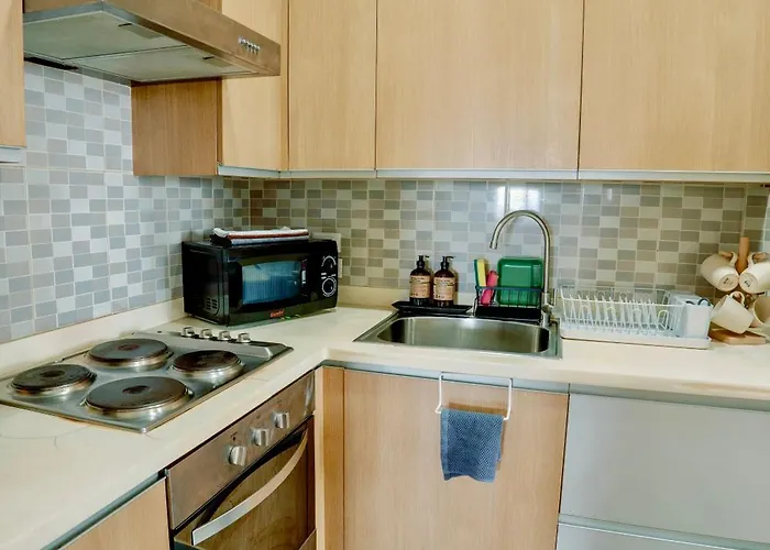 Spacious 2br At Soma Bgc Near Sm Aura And Bonifacio High Street Apartment Manila