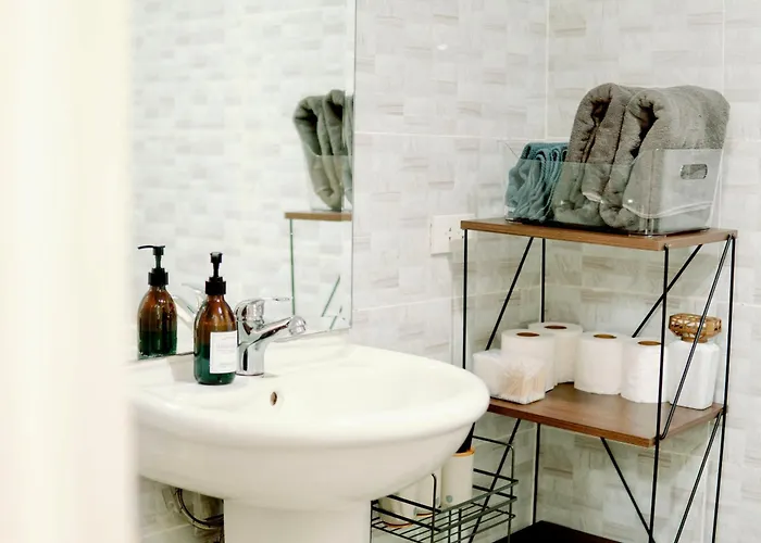 Spacious 2br At Soma Bgc Near Sm Aura And Bonifacio High Street *