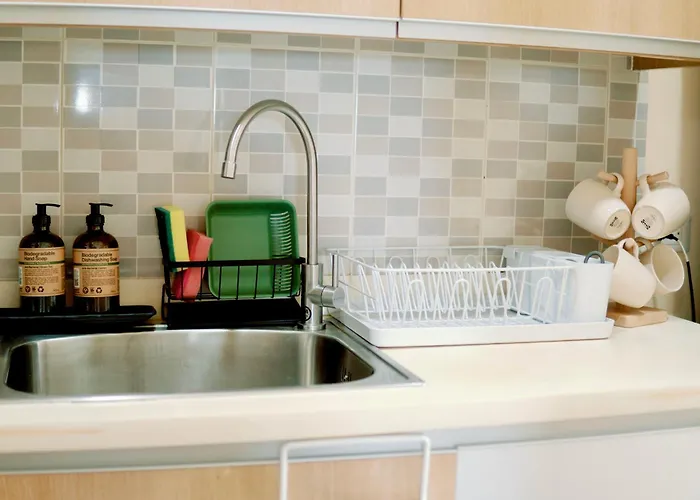Spacious 2br At Soma Bgc Near Sm Aura And Bonifacio High Street *