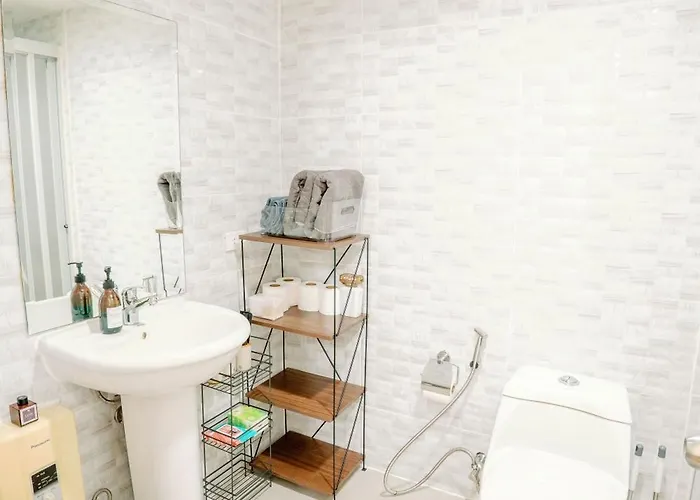 Apartment Spacious 2br At Soma Bgc Near Sm Aura And Bonifacio High Street