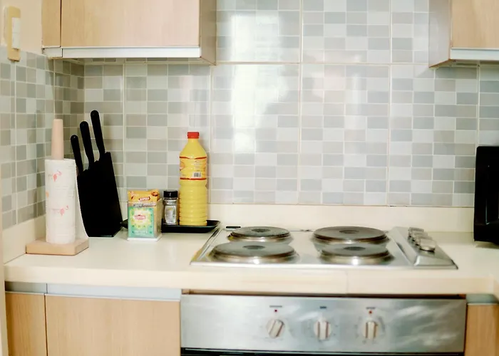 Spacious 2br At Soma Bgc Near Sm Aura And Bonifacio High Street Manila