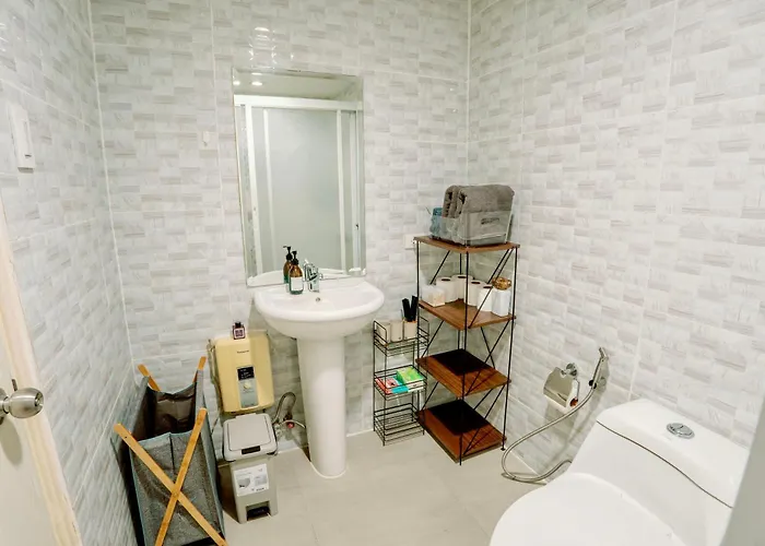 Spacious 2br At Soma Bgc Near Sm Aura And Bonifacio High Street Apartment *