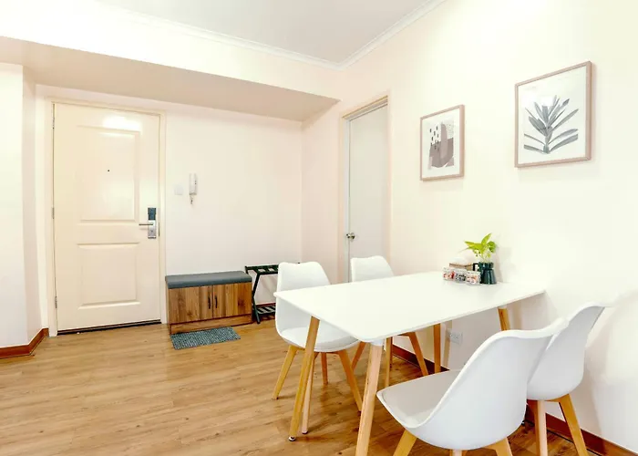 Spacious 2br At Soma Bgc Near Sm Aura And Bonifacio High Street * Manila