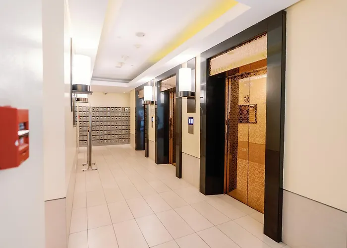 Spacious 2br At Soma Bgc Near Sm Aura And Bonifacio High Street *